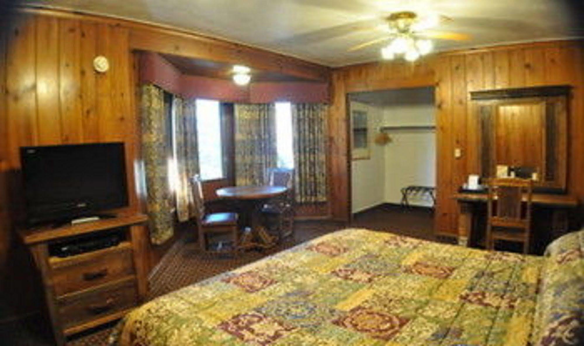 Starved Rock Lodge & Conference Center Utica Eksteriør bilde