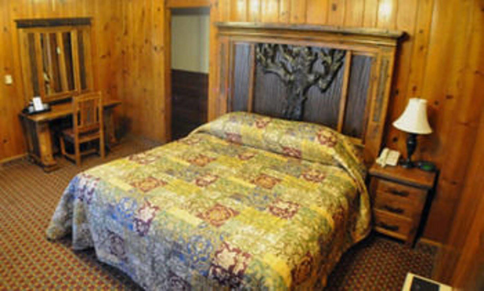 Starved Rock Lodge & Conference Center Utica Eksteriør bilde