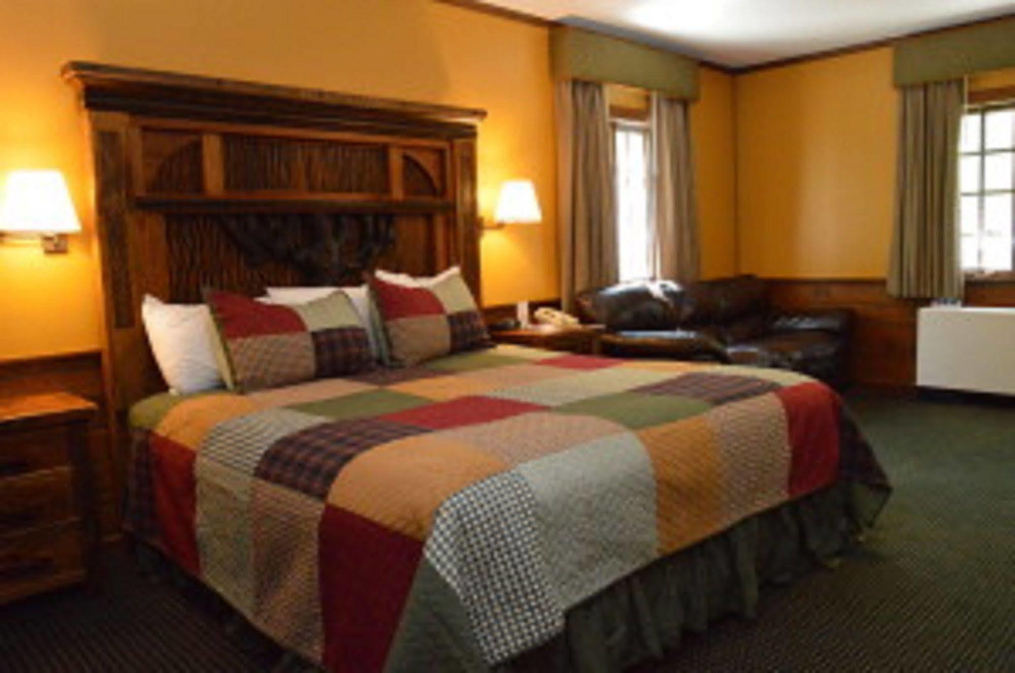 Starved Rock Lodge & Conference Center Utica Eksteriør bilde